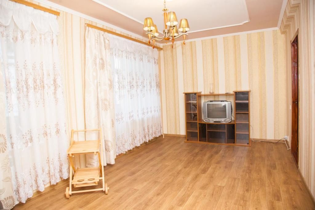 Апартаменты 2 rooms apartment on str. Shkilna 22. Luxury class. Centre Запорожье